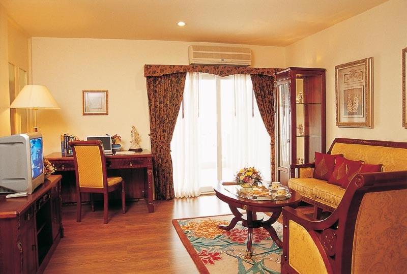 Lk Pavilion Executive Serviced Apartment Pattaya Bilik gambar