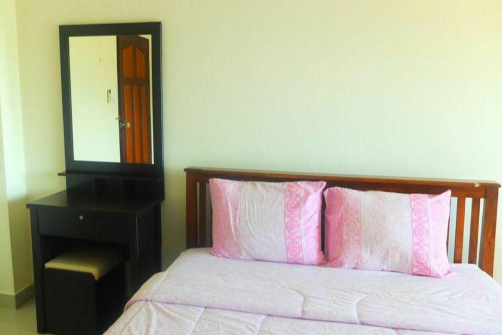 Lk Pavilion Executive Serviced Apartment Pattaya Luaran gambar