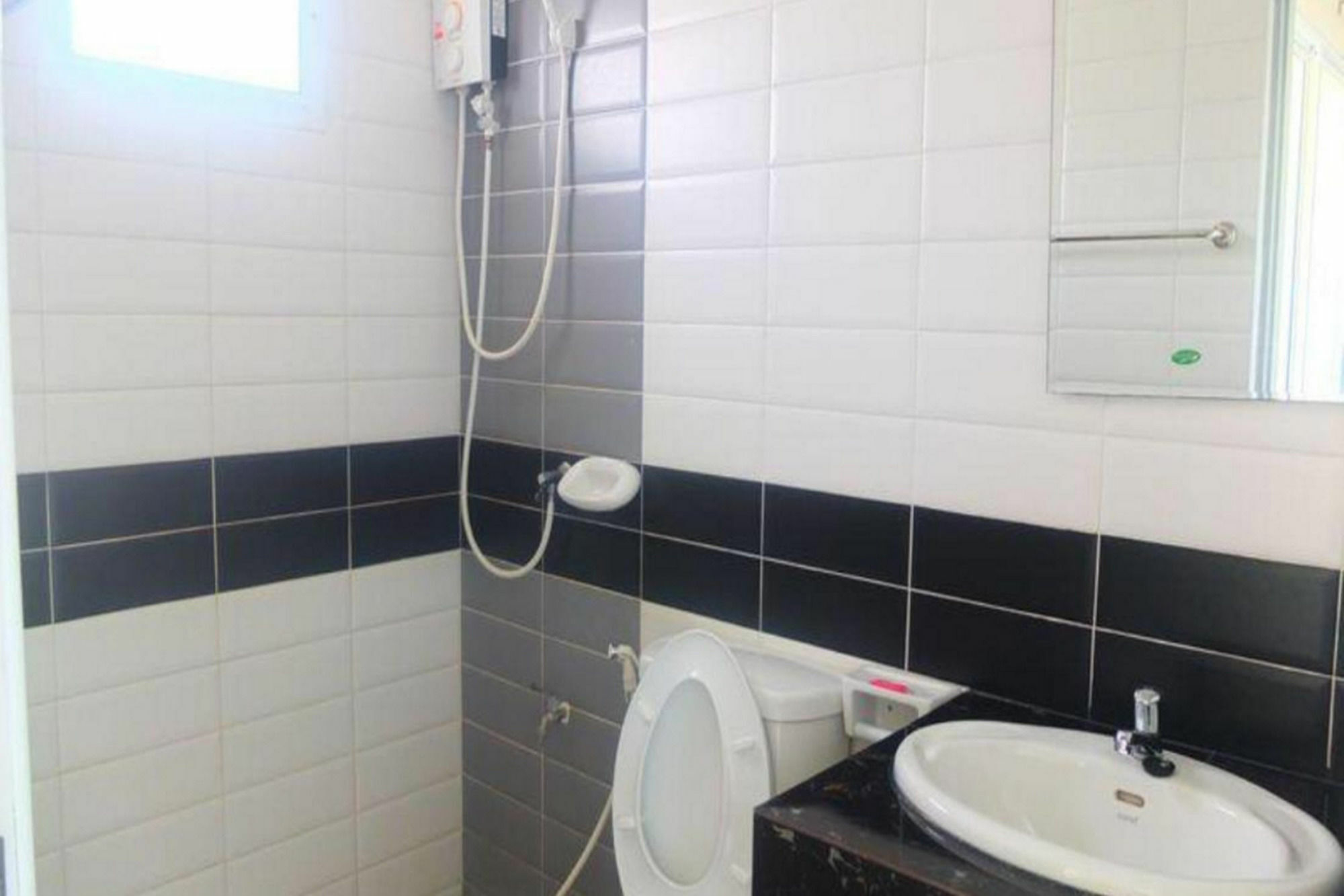 Lk Pavilion Executive Serviced Apartment Pattaya Luaran gambar